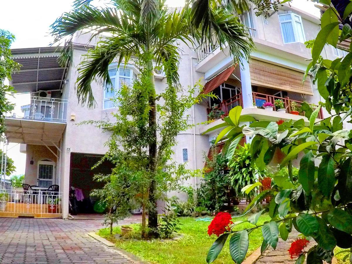 Surf House Hotel La Gaulette Bagian luar foto