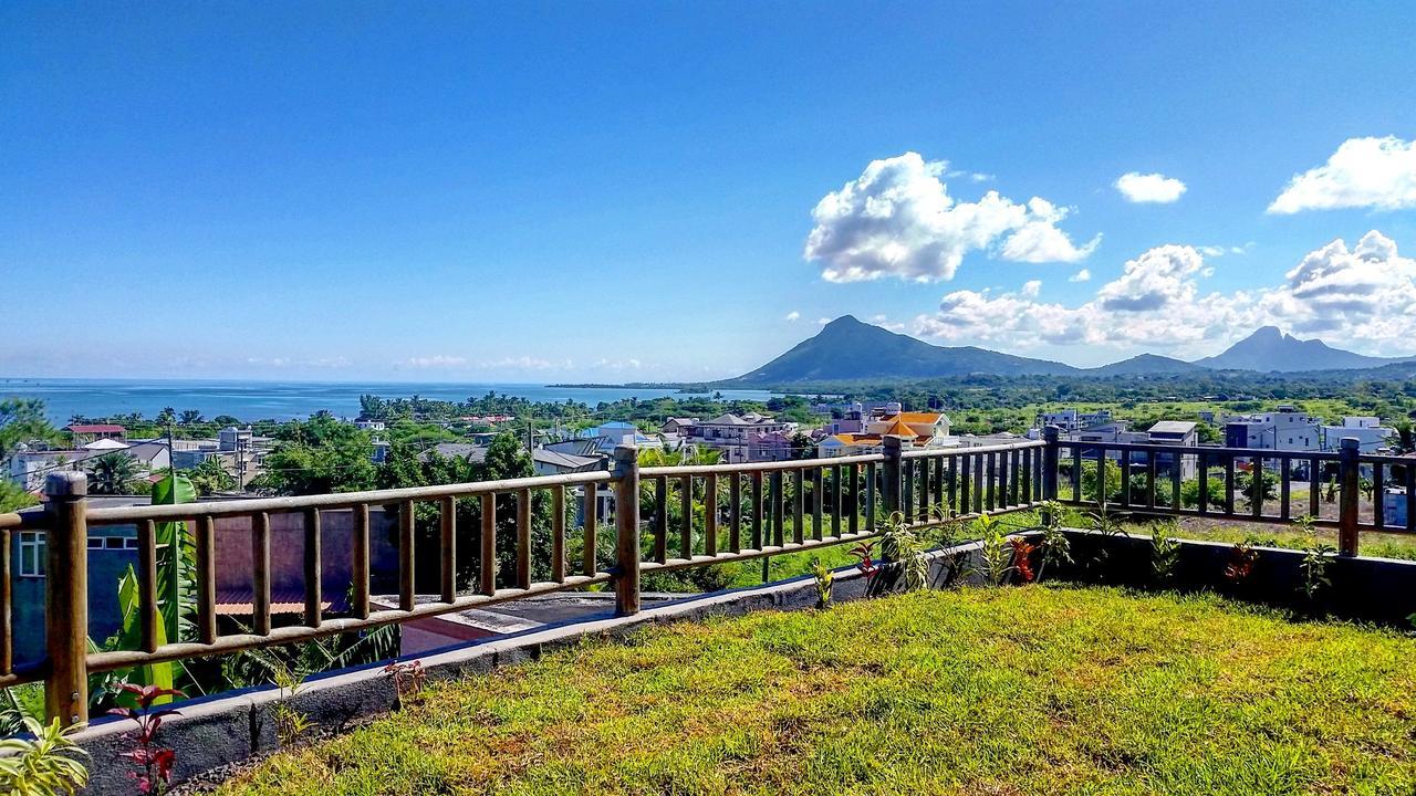 Surf House Hotel La Gaulette Bagian luar foto